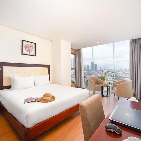Gemma Hotel & Apartment Near Dragon Bridge Дананг Екстер'єр фото